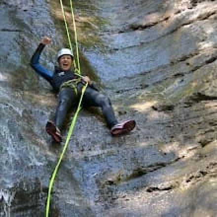 White water rafting, canyoning or Hydrospeeding : how to choose?!